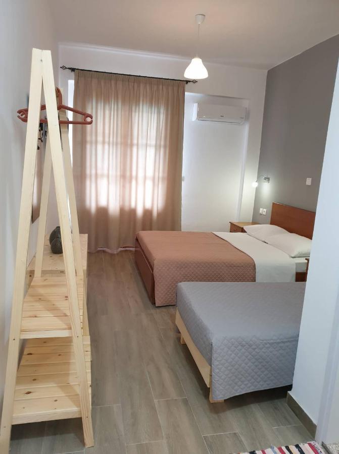 Apart-Hotel Llazari Himare Buitenkant foto