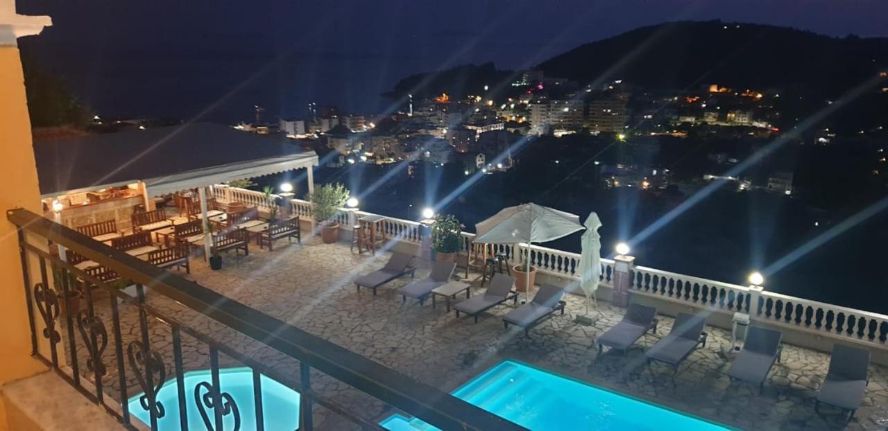 Apart-Hotel Llazari Himare Buitenkant foto