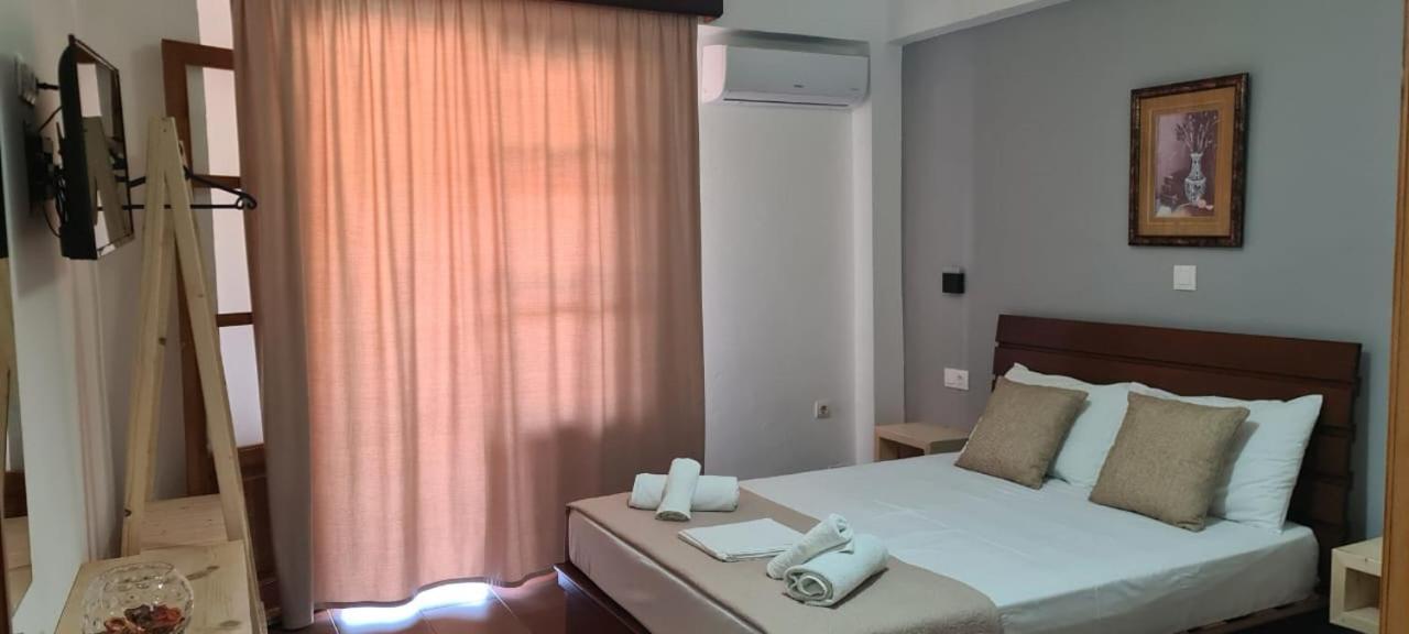 Apart-Hotel Llazari Himare Kamer foto